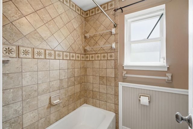 4418 Wigton Drive, Houston, TX 77096