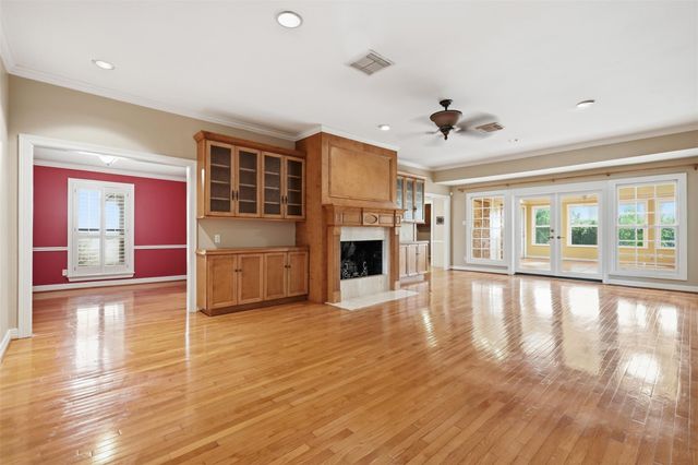 4418 Wigton Drive, Houston, TX 77096