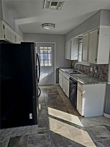 2313 Retta Dr, Corpus Christi, TX 78418