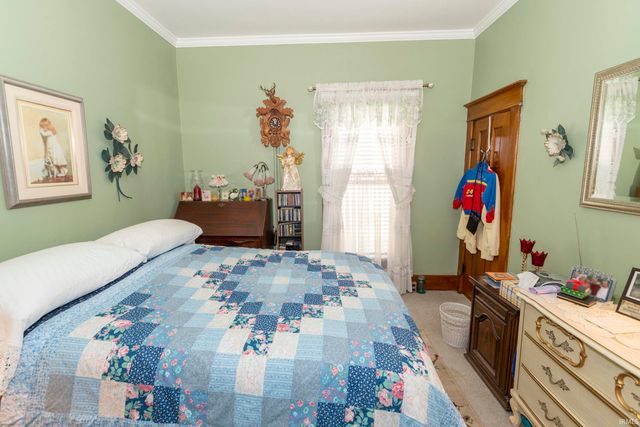114 W Battell Street, Mishawaka, IN 46545
