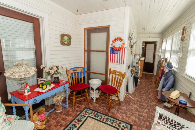 114 W Battell Street, Mishawaka, IN 46545