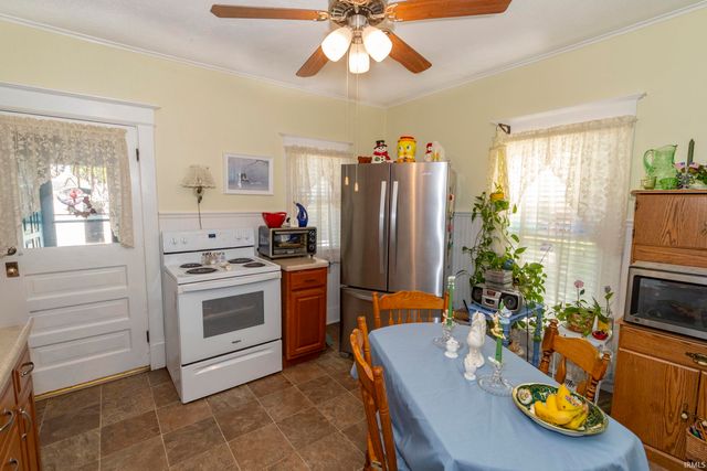 114 W Battell Street, Mishawaka, IN 46545