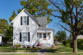 114 W Battell Street, Mishawaka, IN 46545