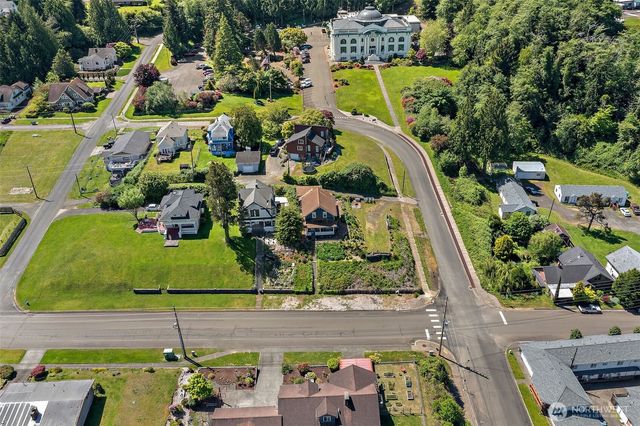 716 First Street W, South Bend, WA 98586