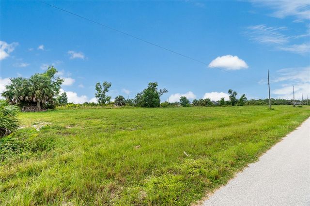 3902 NW 41ST LANE, Cape Coral, FL 33993