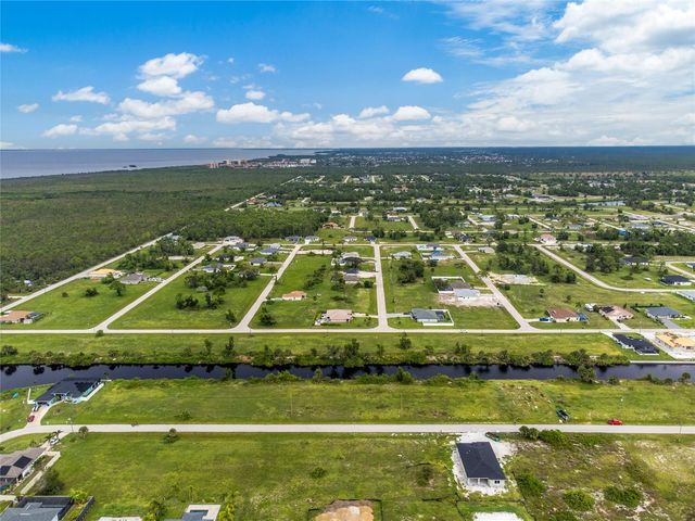 3902 NW 41ST LANE, Cape Coral, FL 33993