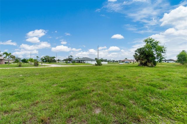 3902 NW 41ST LANE, Cape Coral, FL 33993