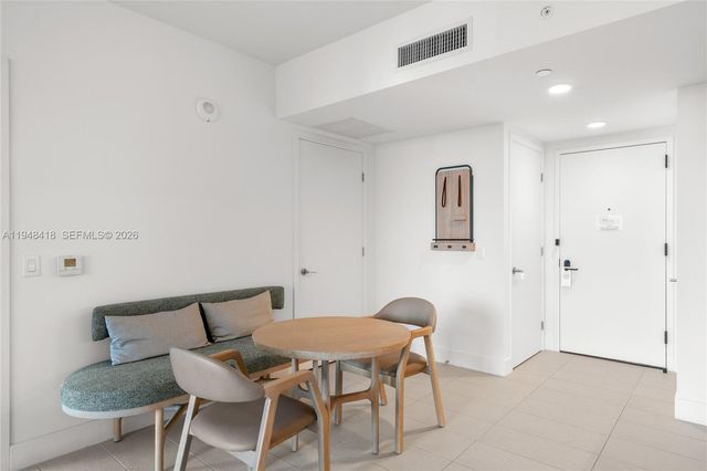 159 NE 6th St 2804, Miami, FL 33132