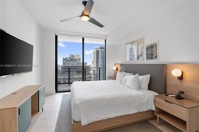 159 NE 6th St 2804, Miami, FL 33132