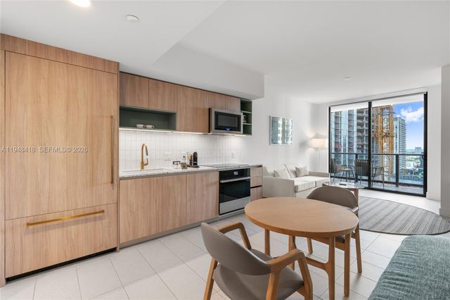 159 NE 6th St 2804, Miami, FL 33132