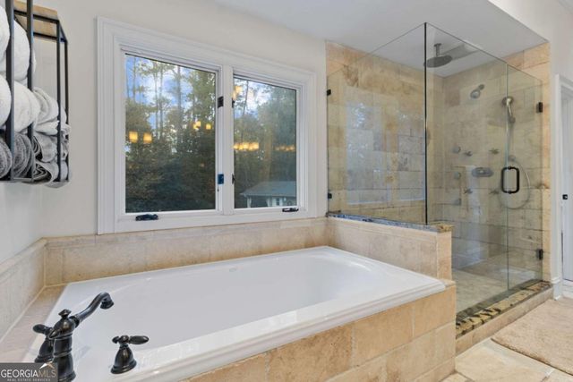 1532 Huntingdon Trail, Atlanta, GA 30350