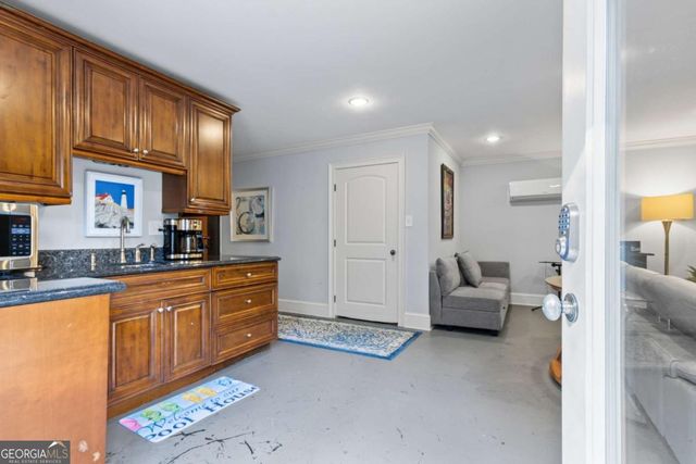 1532 Huntingdon Trail, Atlanta, GA 30350
