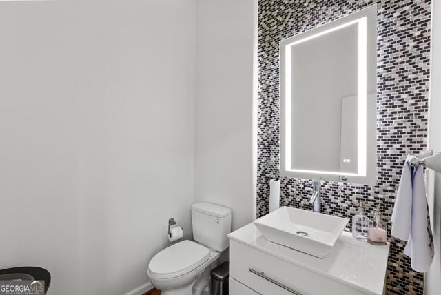 229 Peters Street SW 4, Atlanta, GA 30313
