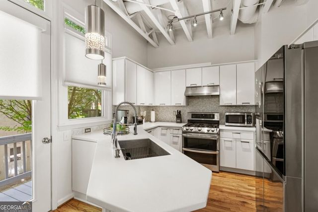 229 Peters Street SW 4, Atlanta, GA 30313