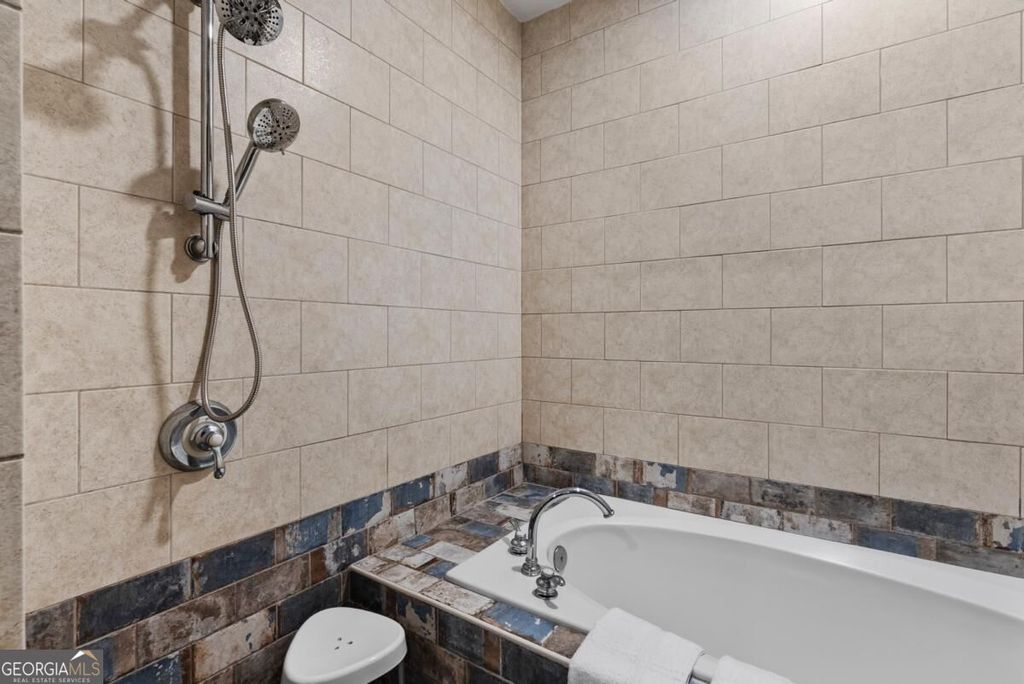 229 Peters Street SW 4, Atlanta, GA 30313