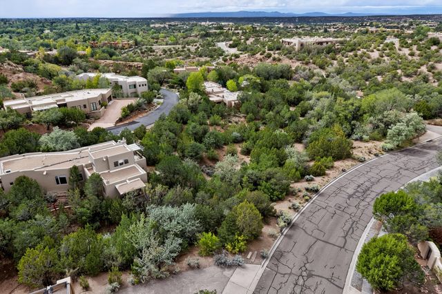 125 Cantera Circle, Santa Fe, NM 87501