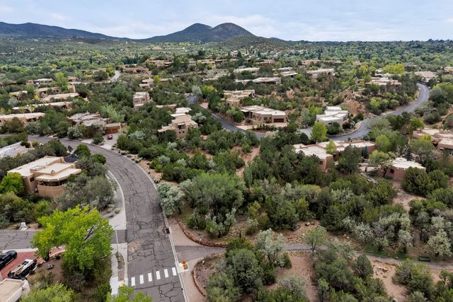 125 Cantera Circle, Santa Fe, NM 87501