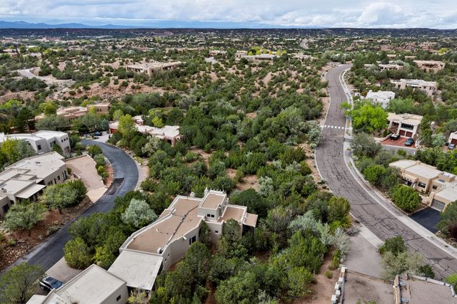 125 Cantera Circle, Santa Fe, NM 87501