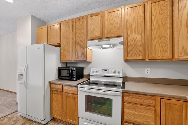 290 Emory Lane SE, Rochester, MN 55904