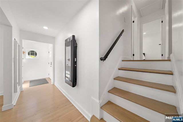 20 Blish Place, Dumont, NJ 07628
