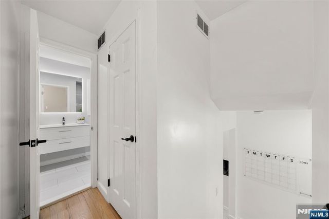 20 Blish Place, Dumont, NJ 07628