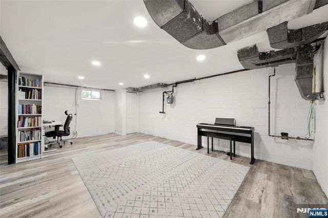 20 Blish Place, Dumont, NJ 07628