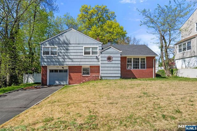 20 Blish Place, Dumont, NJ 07628