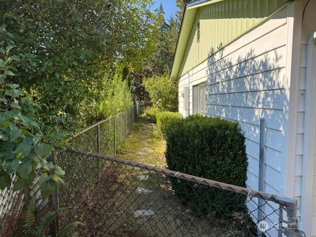 16106 14th Avenue E, Tacoma, WA 98445
