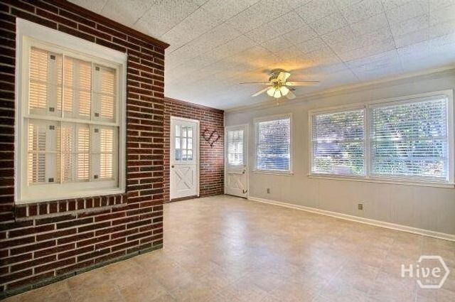 21 Columbus Drive, Savannah, GA 31405