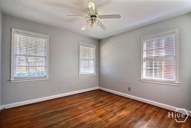 21 Columbus Drive, Savannah, GA 31405