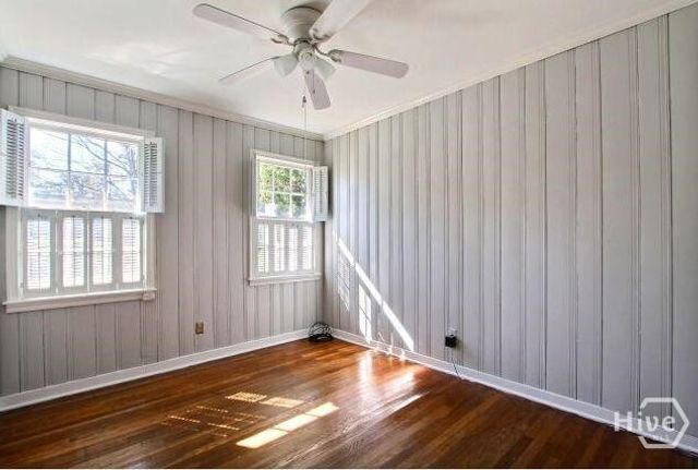 21 Columbus Drive, Savannah, GA 31405