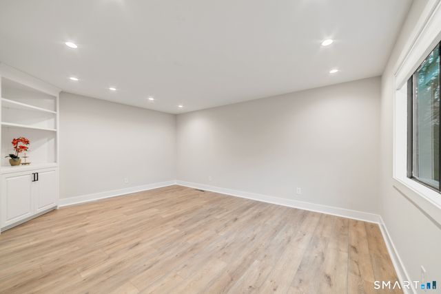 89 South Trail A, Stratford, CT 06614