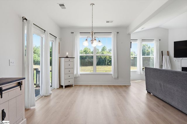 215 Daystrom Drive, Greer, SC 29651