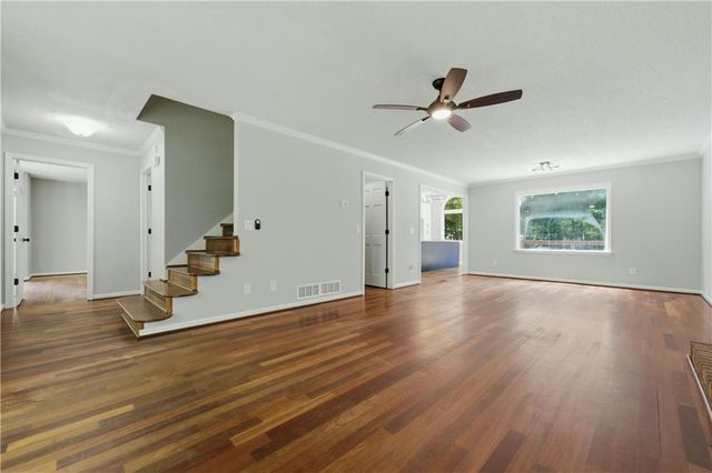 104 Courtland Circle, Powder Springs, GA 30127