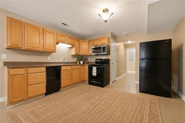 104 Courtland Circle, Powder Springs, GA 30127