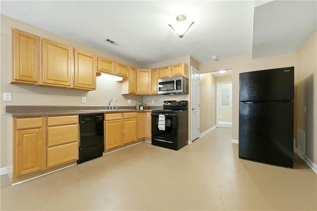 104 Courtland Circle, Powder Springs, GA 30127