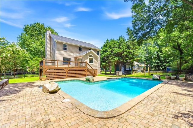 104 Courtland Circle, Powder Springs, GA 30127