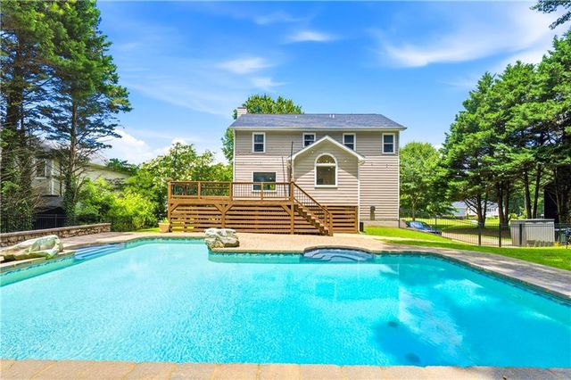 104 Courtland Circle, Powder Springs, GA 30127
