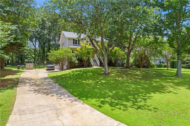 104 Courtland Circle, Powder Springs, GA 30127