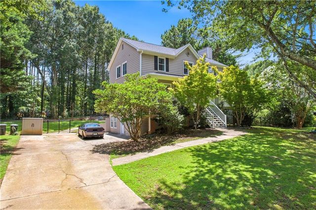 104 Courtland Circle, Powder Springs, GA 30127