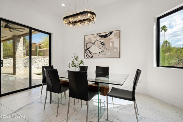 3861 N River Hills Drive, Tucson, AZ 85750