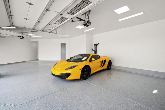 3861 N River Hills Drive, Tucson, AZ 85750