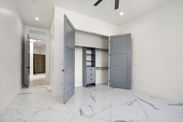 3861 N River Hills Drive, Tucson, AZ 85750