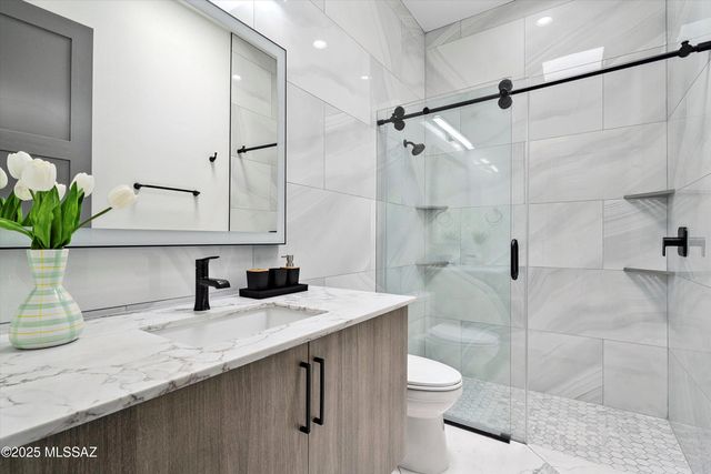 3861 N River Hills Drive, Tucson, AZ 85750