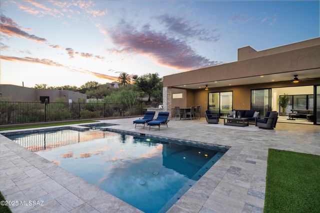3861 N River Hills Drive, Tucson, AZ 85750