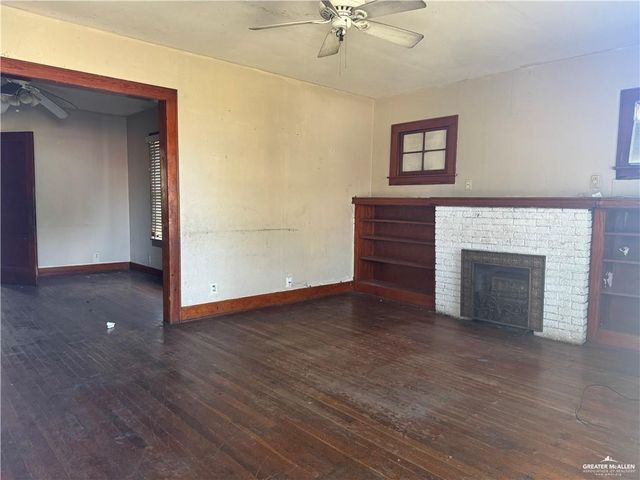 800 S Kansas Avenue, Weslaco, TX 78596