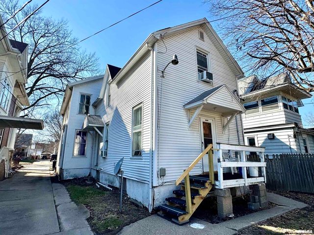 263 S 1ST Avenue, Canton, IL 61520