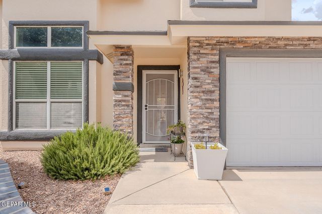 13281 WALKER POST Avenue, El Paso, TX 79928