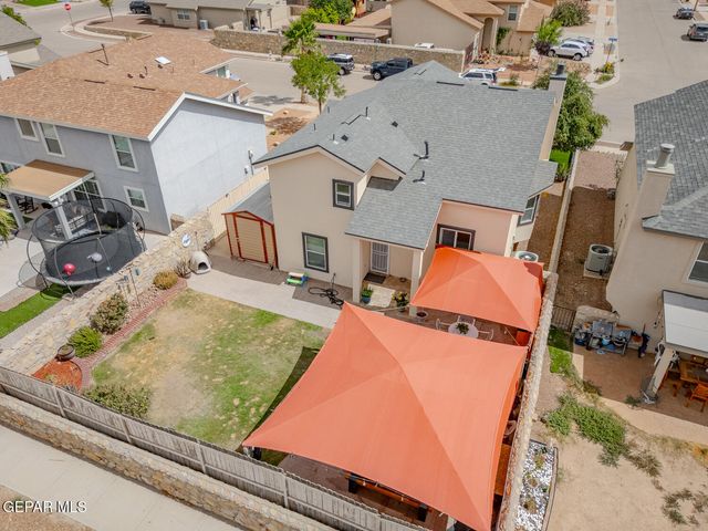 13281 WALKER POST Avenue, El Paso, TX 79928