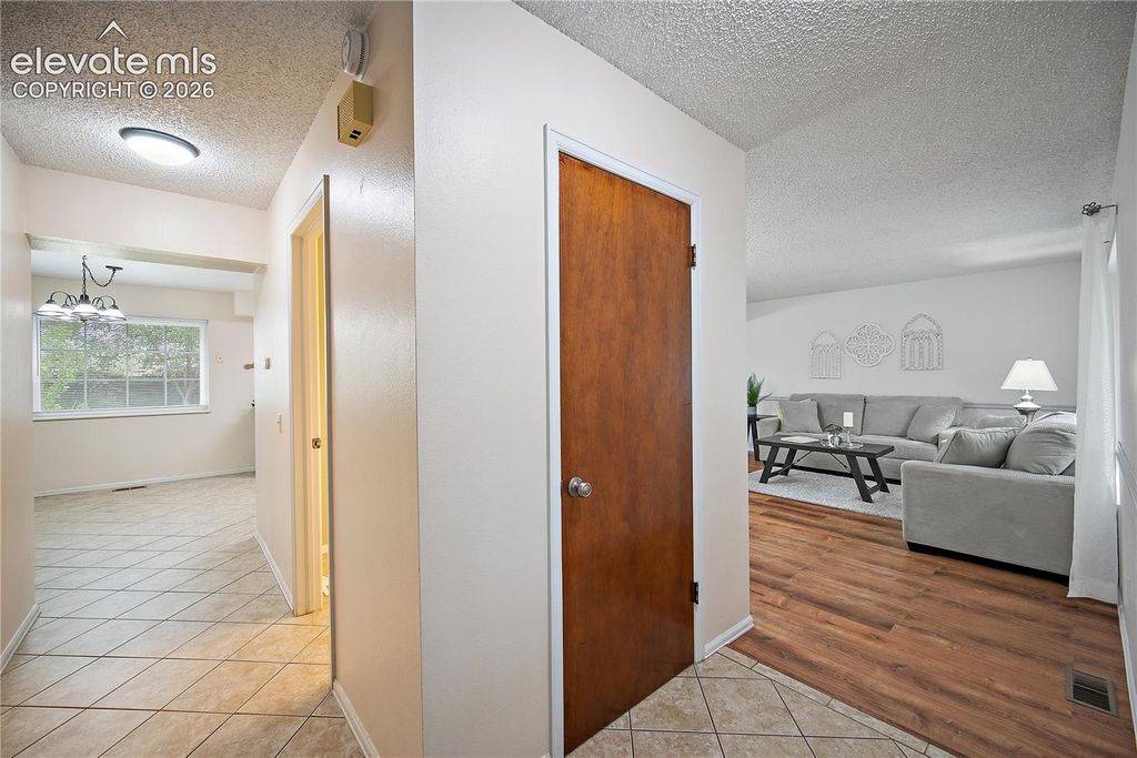 2998 Westcliff Circle, Colorado Springs, CO 80906 — photo 4